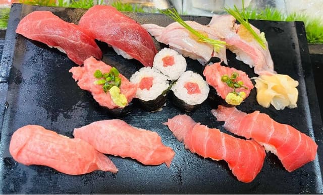 すしざんまい 本店 - サブ画像3