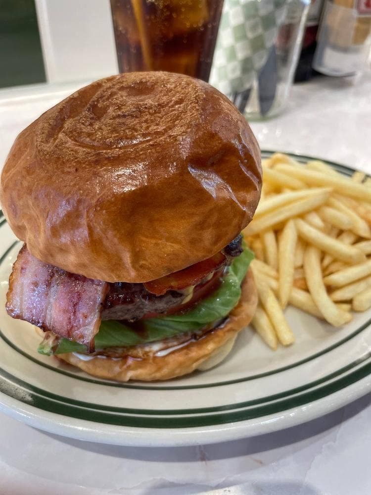 Shake Tree Diner TOKYO