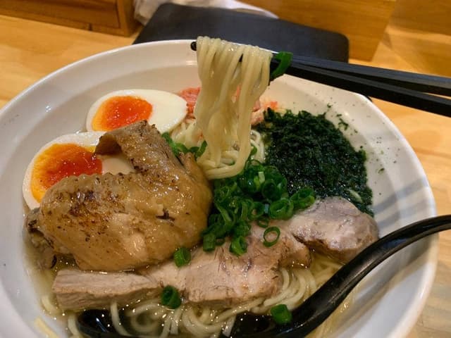 至高の出汁と麺たかや - サブ画像2