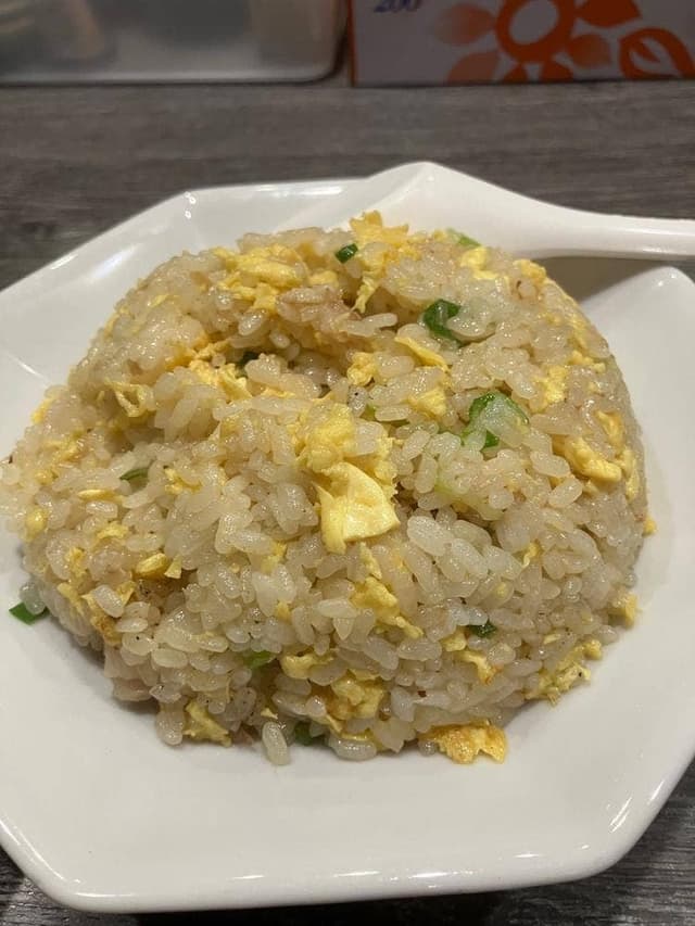 東京おぎくぼラーメン ゑびすや 亀山店 - サブ画像1