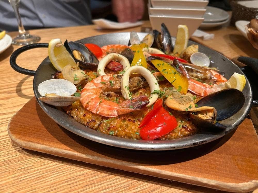 ウォルプタス 東京駅グランルーフ店