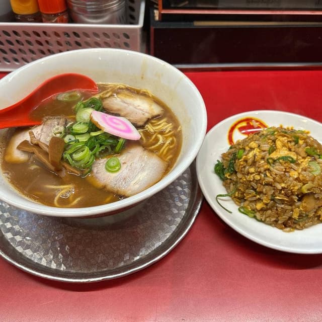 丸高中華そば 神戸二宮店 - サブ画像1