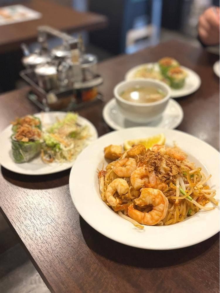 DOI KHAM Thai Restaurant