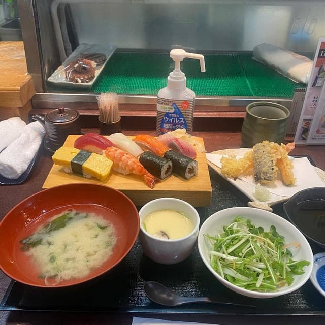 よろい寿司 東戸塚店 - サブ画像1
