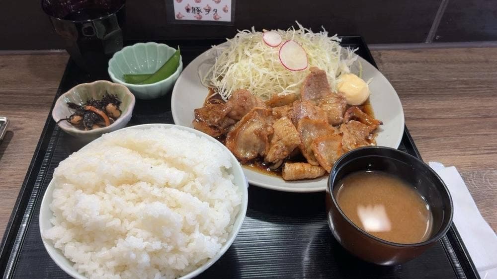 デカ盛り定食 豚ヲタ
