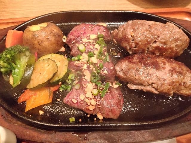 いしがまやハンバーグ イオンレイクタウンmori店 - サブ画像2