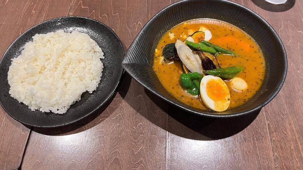 スープカレー lavi ルトロワ店