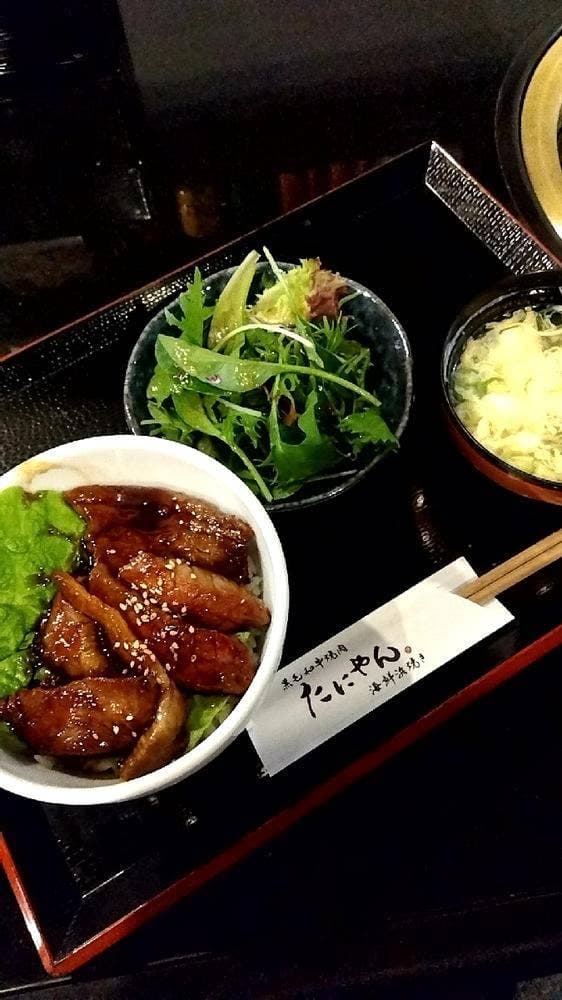 炭火焼肉と海鮮浜焼き たにやん