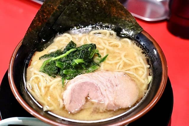 横浜家系ラーメン ええが家 千種駅前店 - サブ画像1