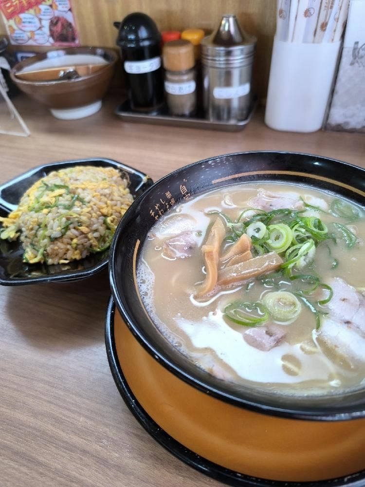 うま屋ラーメン 一宮店