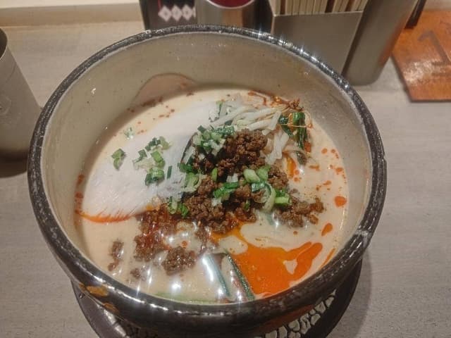 人類みな麺類とエスサワダ - サブ画像2