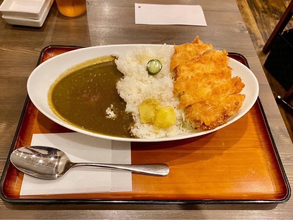 とんかつ ジーエス