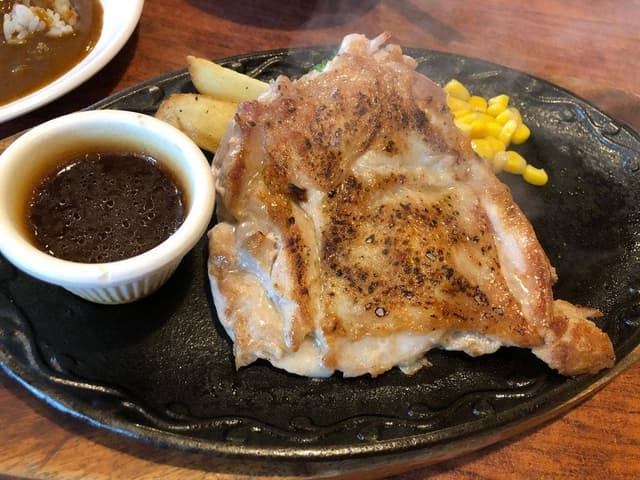 ステーキ&ハンバーグの店 いわたき 千間台店 - サブ画像1