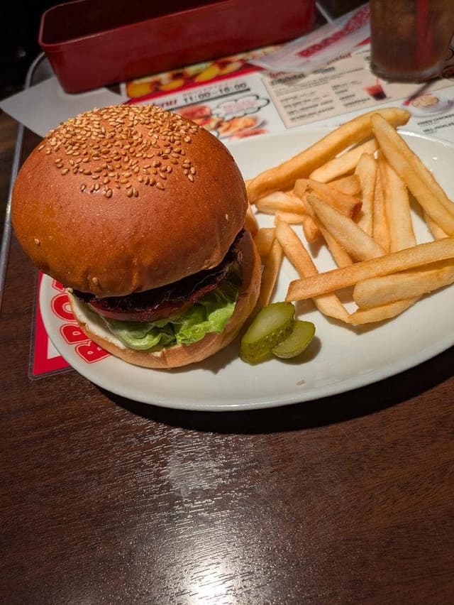 BROZERS' Hamburger 新富町店 - サブ画像3