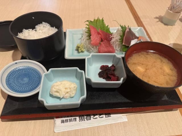 海鮮料理 魚春とと屋 - サブ画像2