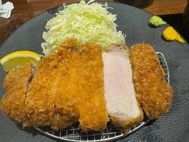 ごちそうとんかつ 豚の恵み - サブ画像2