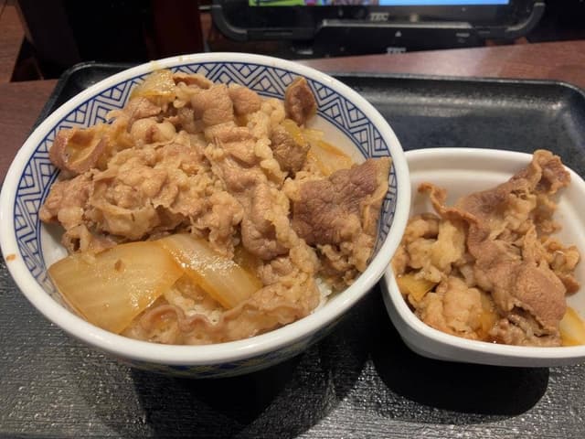 吉野家 羽田空港第2ターミナルビル店 - サブ画像3