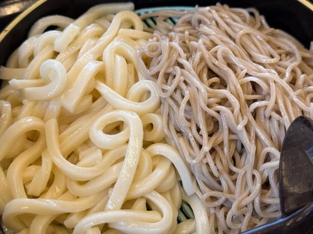 山田うどん 中宗岡店 - サブ画像2