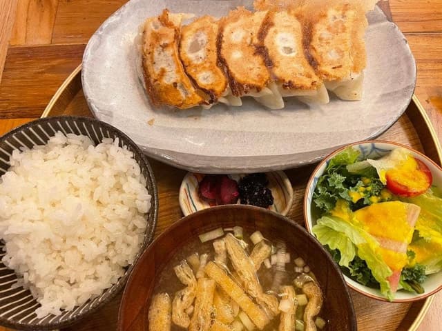 餃子といえば芭莉龍 八重北分店 - サブ画像2