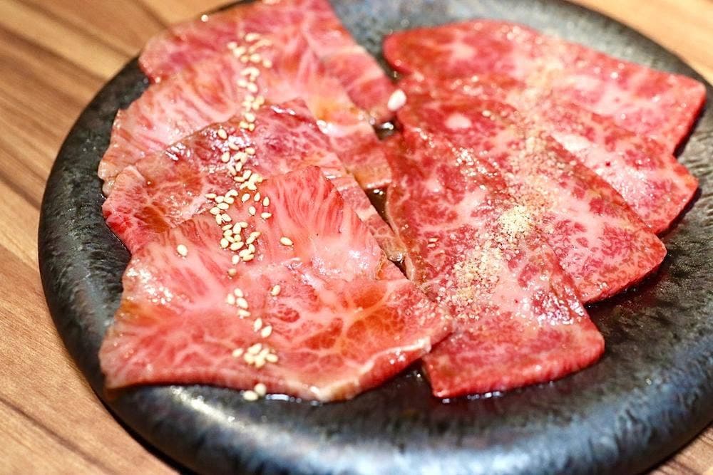 焼肉 KOHAKU