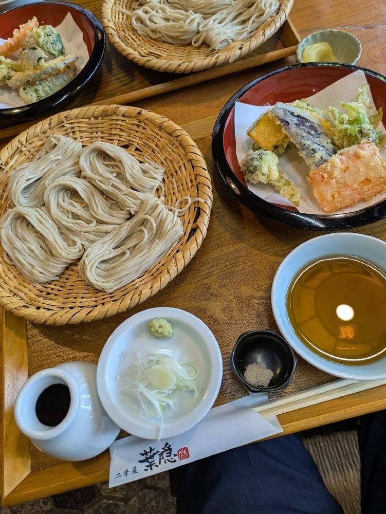 戸隠 二葉屋 葉隠