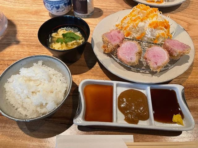 とんかつ しゃぶしゃぶ 新 - サブ画像2