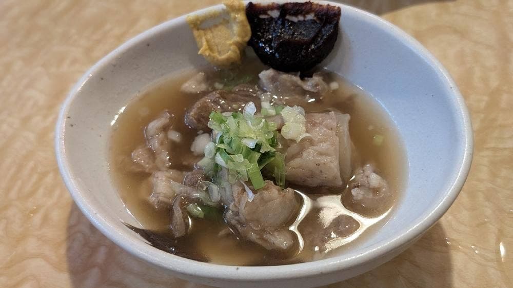 八の巣 津駅前店