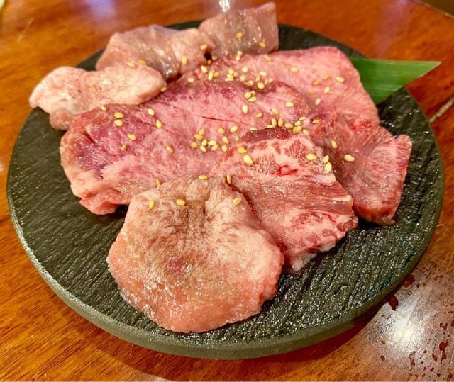 炭火焼肉いわしげ 中野店 - サブ画像1