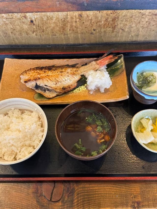 炭焼き炉端 マルヰ - サブ画像1