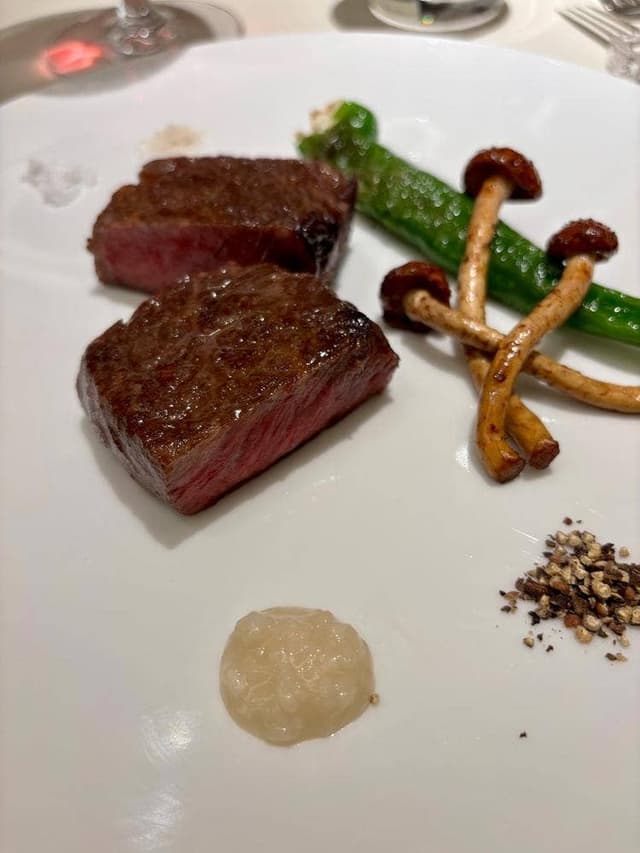 ラ・メゾン・ド・ビィ LA MAISON DE LA BERGERONNETTE GINZA - サブ画像1