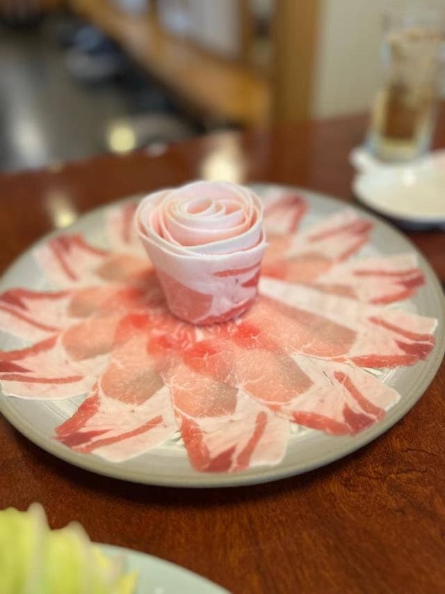 アグーしゃぶしゃぶ みるく 那覇店 - サブ画像1