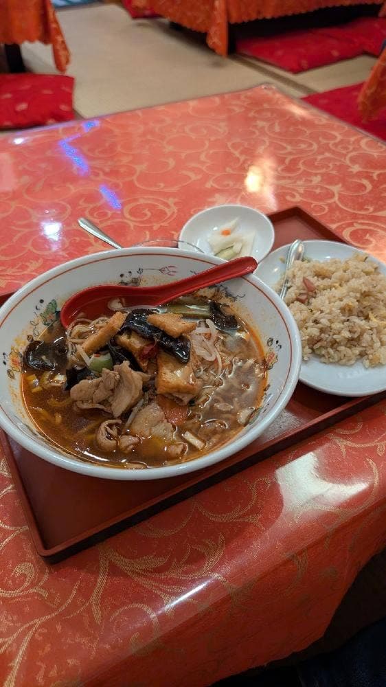 中華料理 龍騰 根津駅前
