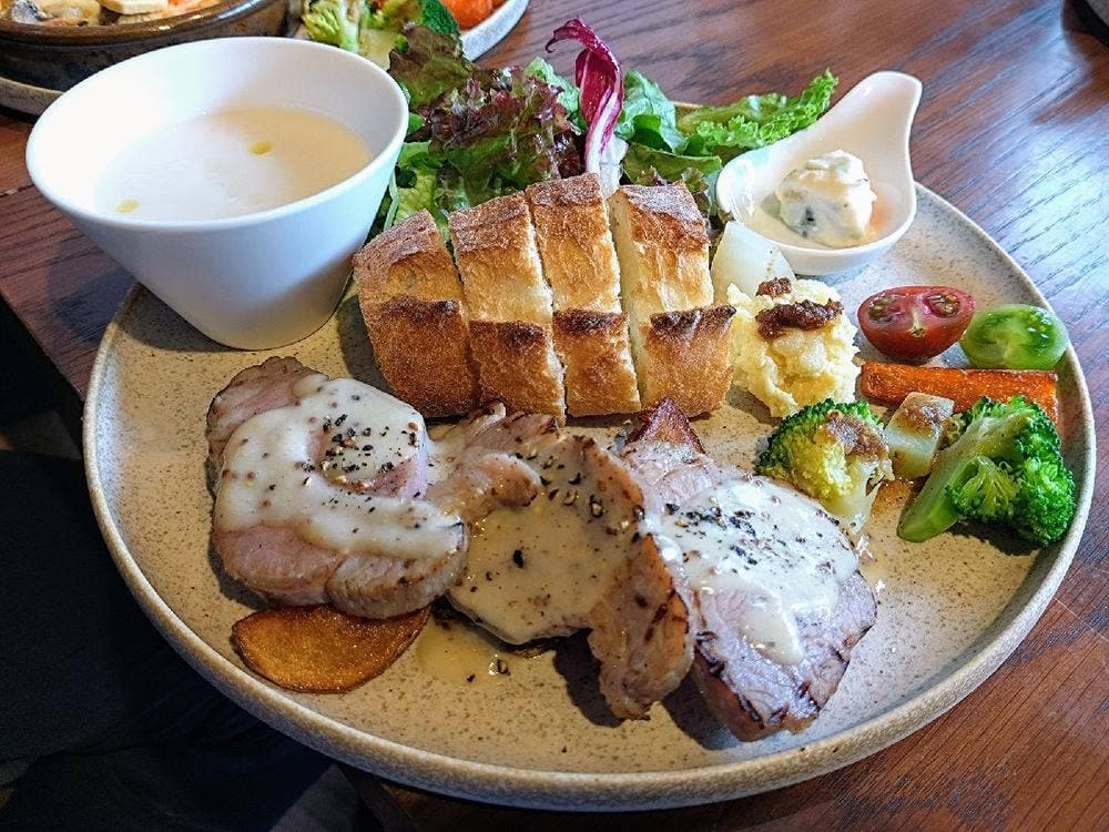 フレンチ大衆食堂 ボッチ