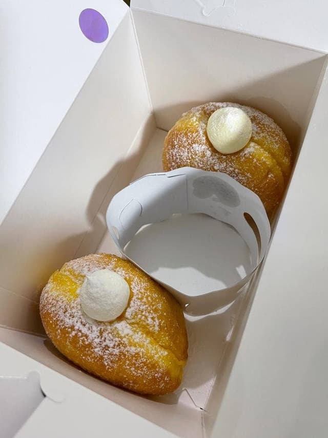 UNI DONUTS 六角橋店 - サブ画像1