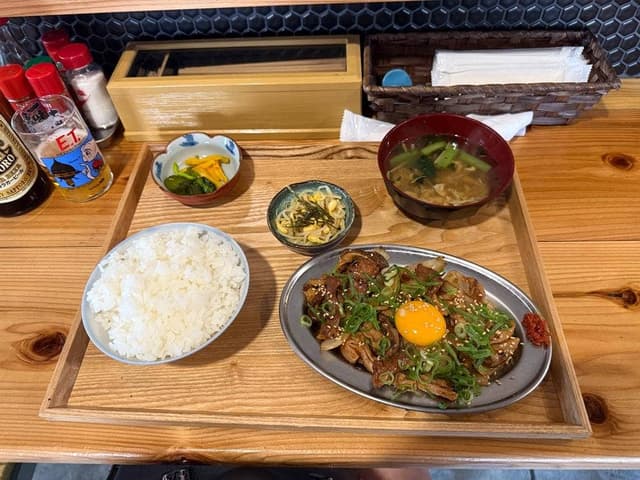 もつ煮と白めし 回向 - サブ画像1