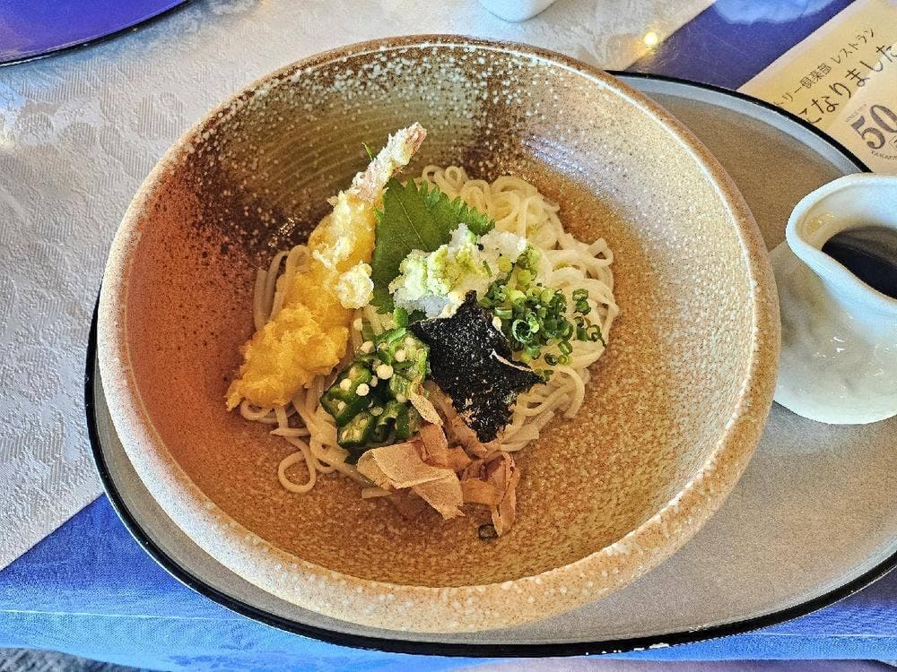 高岡カントリー倶楽部 レストランつるぎ