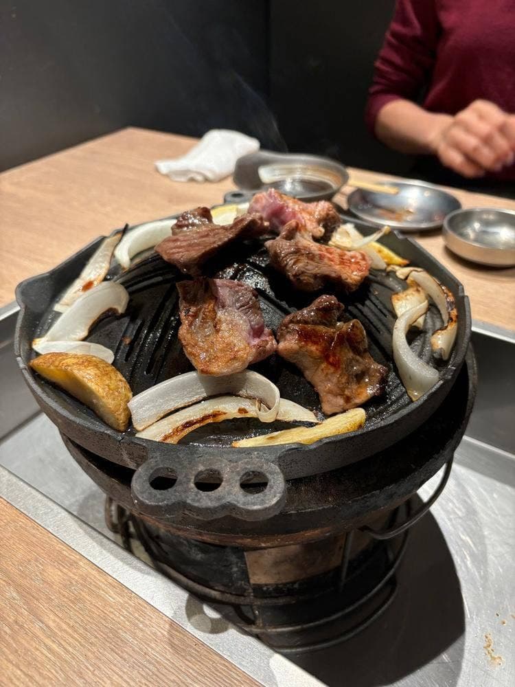 生ラムジンギスカン 新なるぼんず すすきの本店
