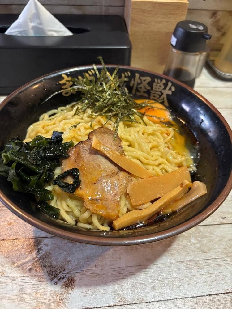 油そば専門店 まぜまぜ怪獣 越谷店