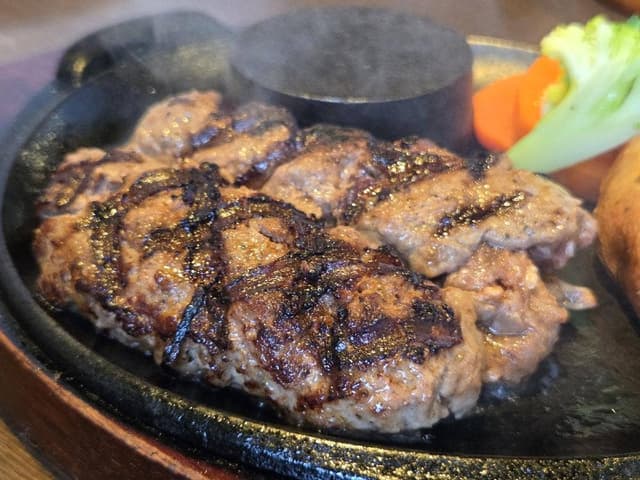 洋食 だんらんや 婦中店 - サブ画像3