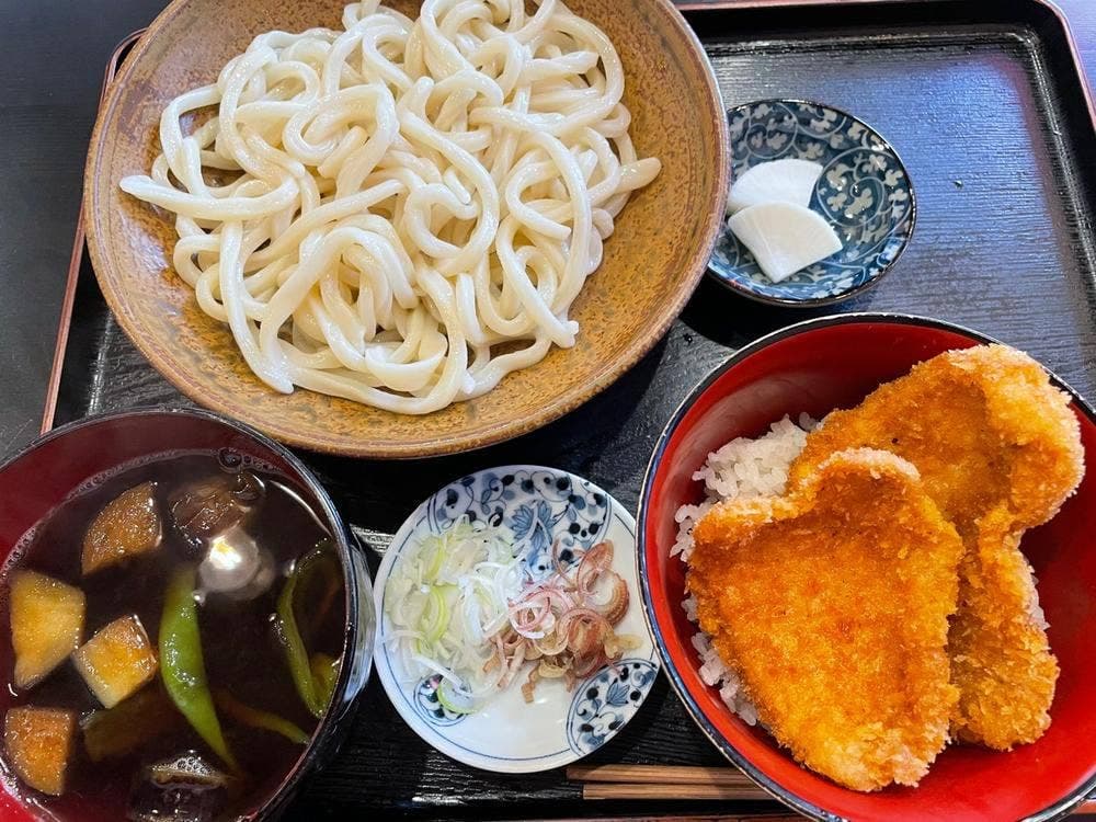 粉もん屋 らくぞう