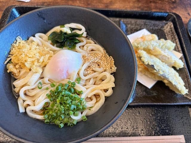 新潟うどん どんどらさん 豊栄本店 - サブ画像1