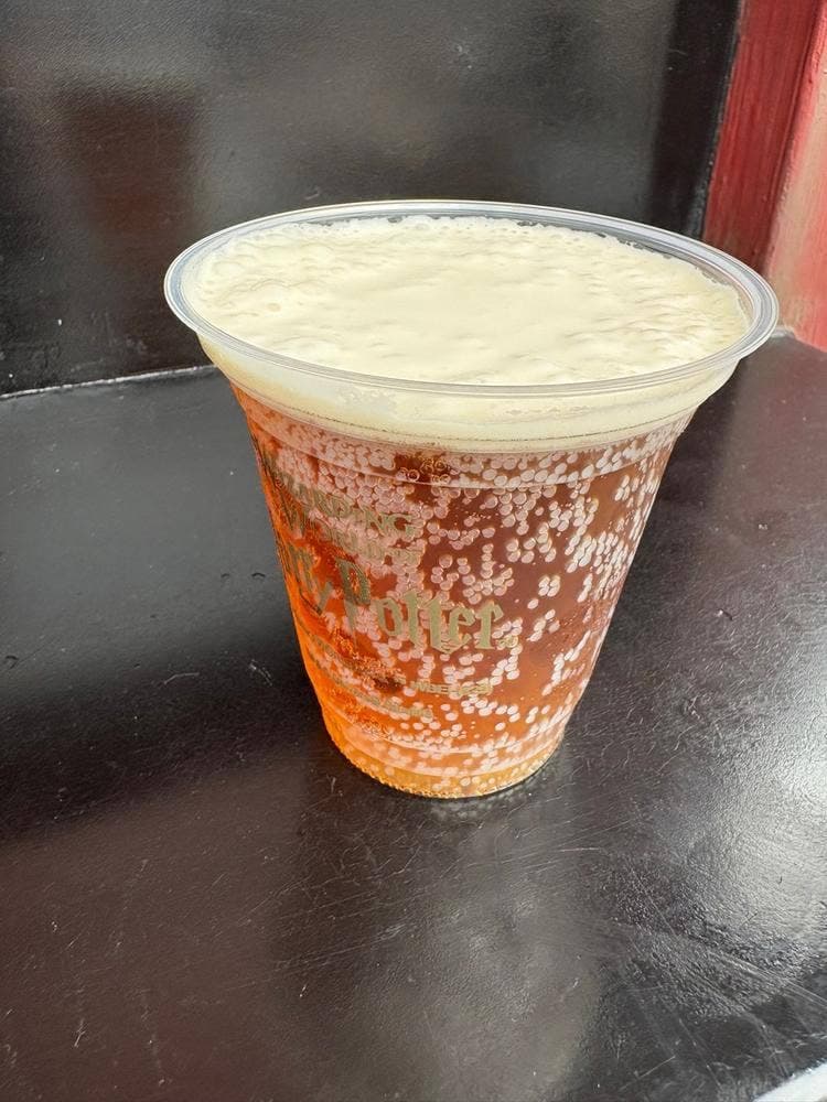 バタービール 三本の箒前カート