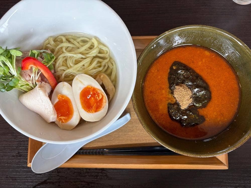 トモシビ