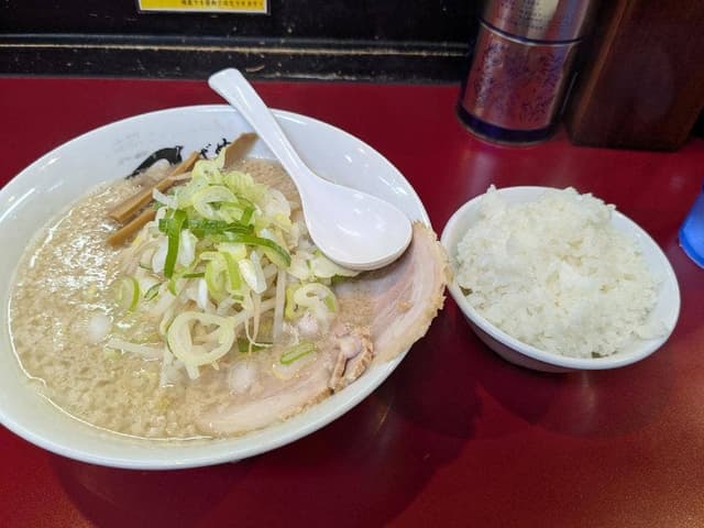 濃厚こってりラーメン つばめ - サブ画像1