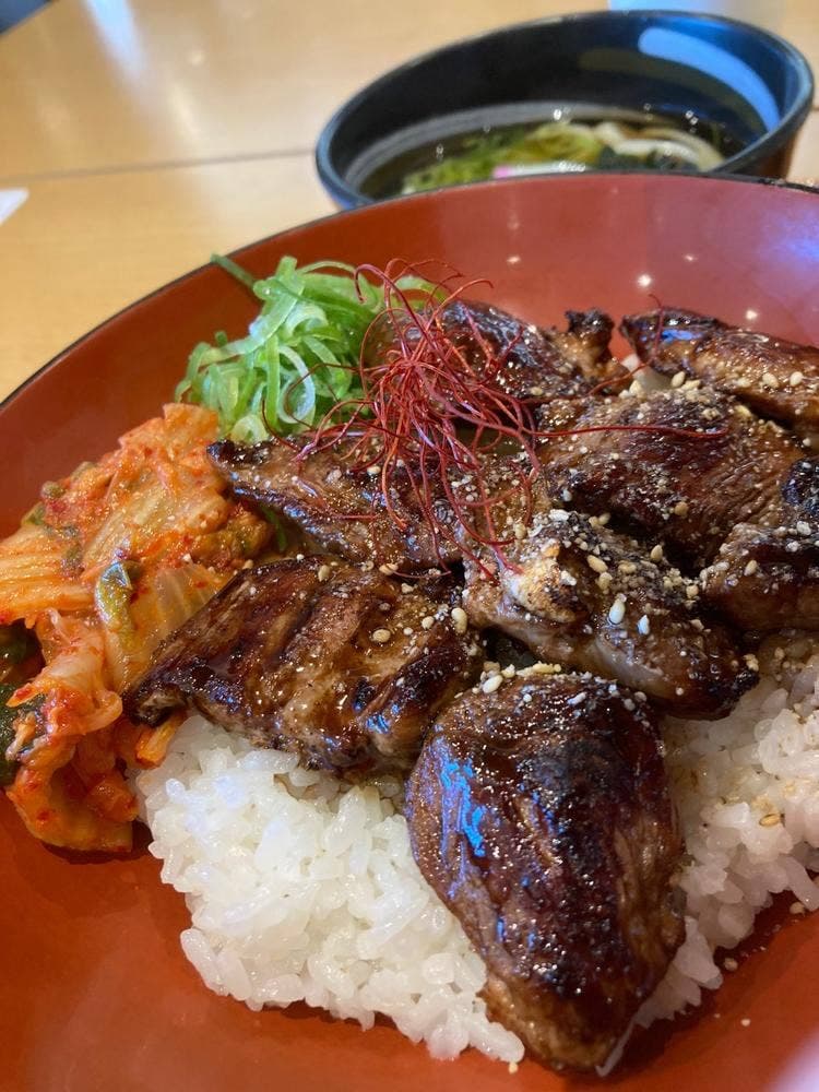 定食・丼 すず食堂