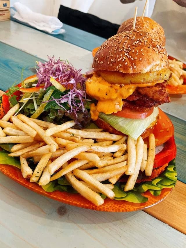 Burger Studio Luanaqua - サブ画像1