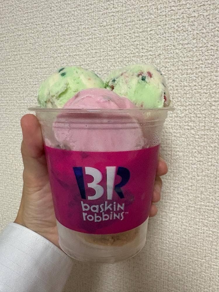 サーティワンアイスクリーム クロス向ヶ丘店