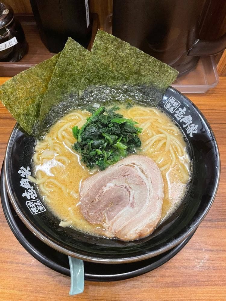 横浜家系ラーメン壱角家 有楽町店