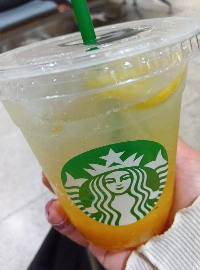 スターバックス コーヒー JR新大阪アルデ店 - サブ画像1