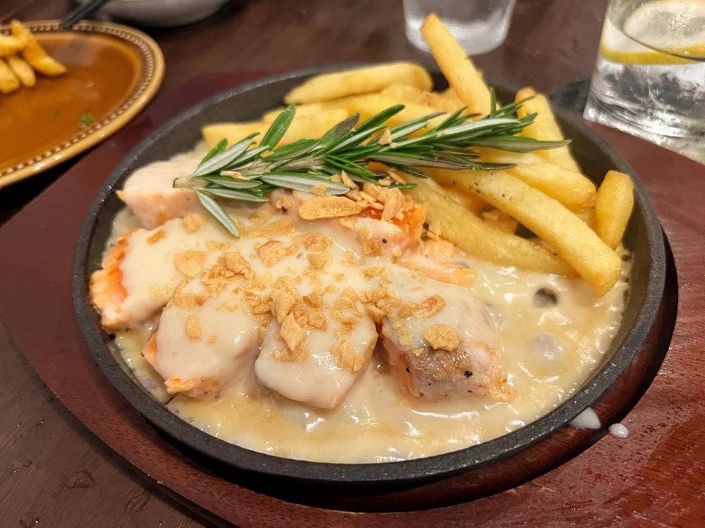 立ち飲み食堂ウルトラスズキ